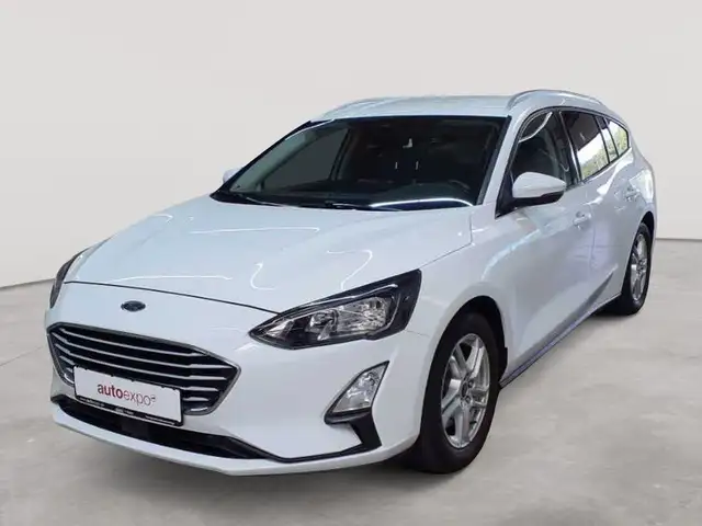 Ford Focus view 2