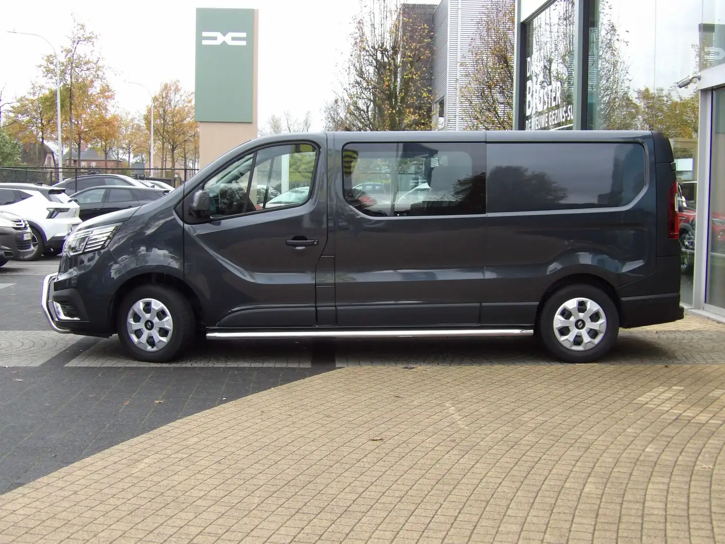 Renault Trafic Advance Dubbel Cabine 6pl dCi 130 L2H1 Zwart - 2