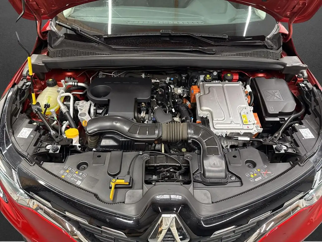 Renault Captur II 1.6 E-Tech Plug-In 160 Intens, миниатюра 5