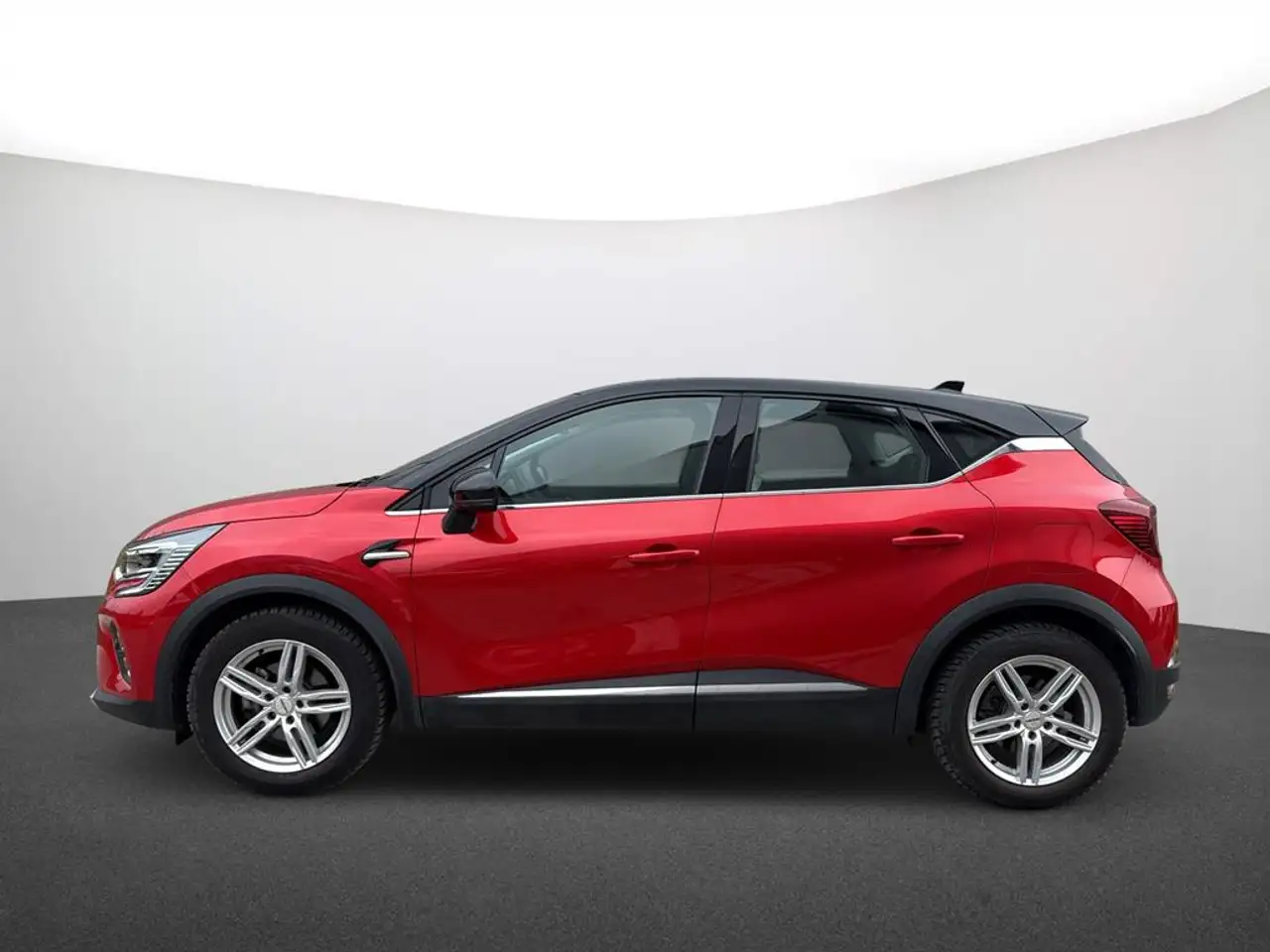Renault Captur II 1.6 E-Tech Plug-In 160 Intens, миниатюра 4