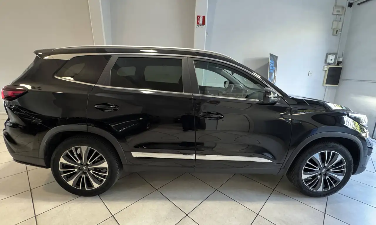 DR Automobiles DR7.0 2024