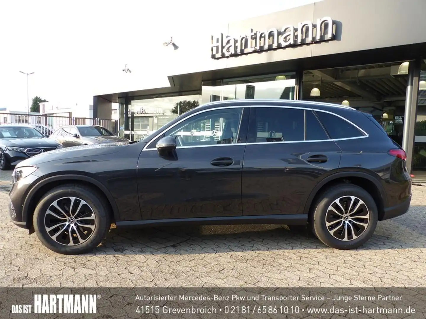 Mercedes-Benz GLC 200 4M AVANTGARDE PLUS+AHK+WINTER-PKT+RF-KAM Grijs - 2