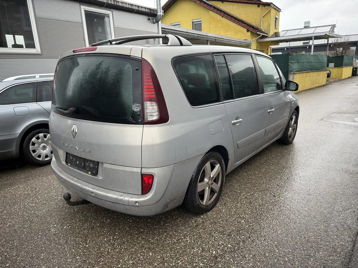 Renault Grand Espace 3.5 V6 Aut. Initiale Panorama-Dach Navi Silber - 2