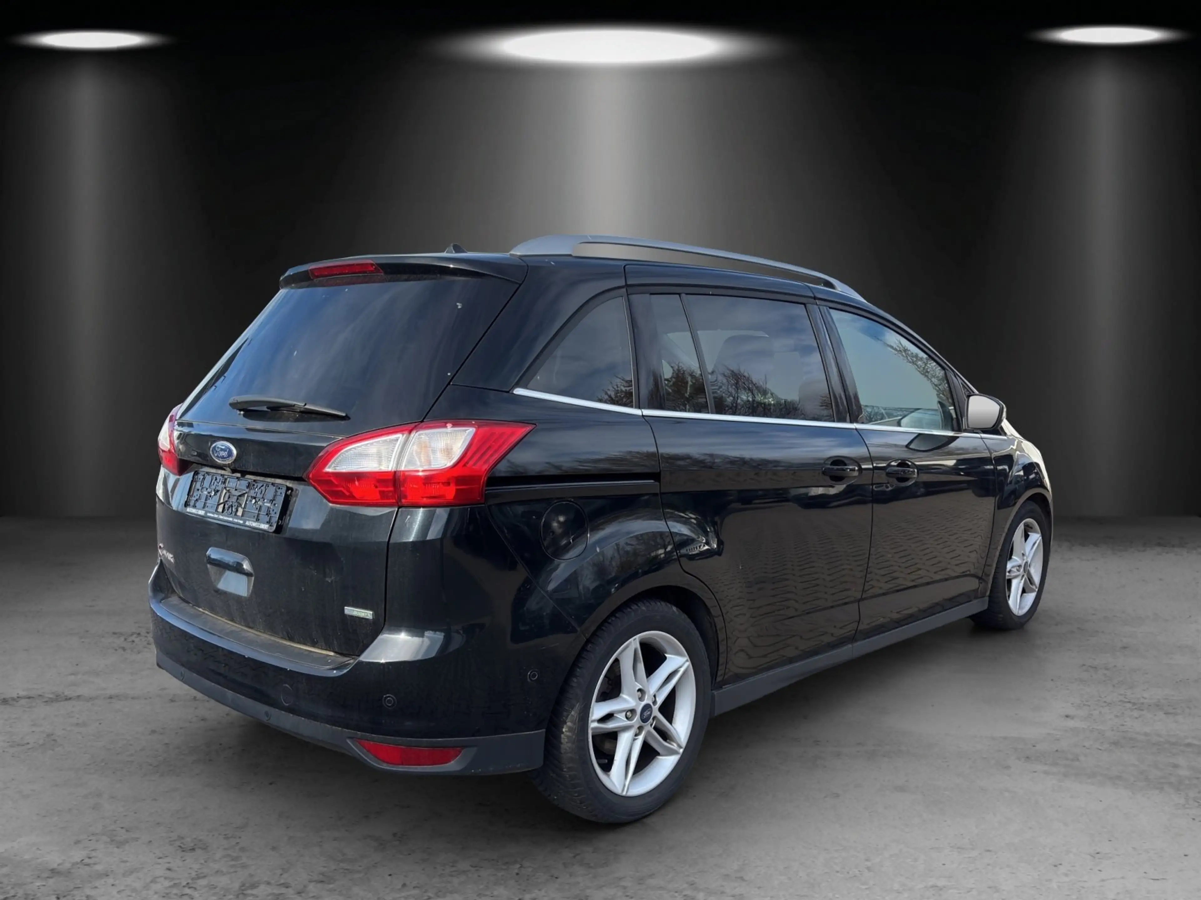 Ford Grand C-Max C-Max 1.5 EcoBoost Grand Titanium — photo 5