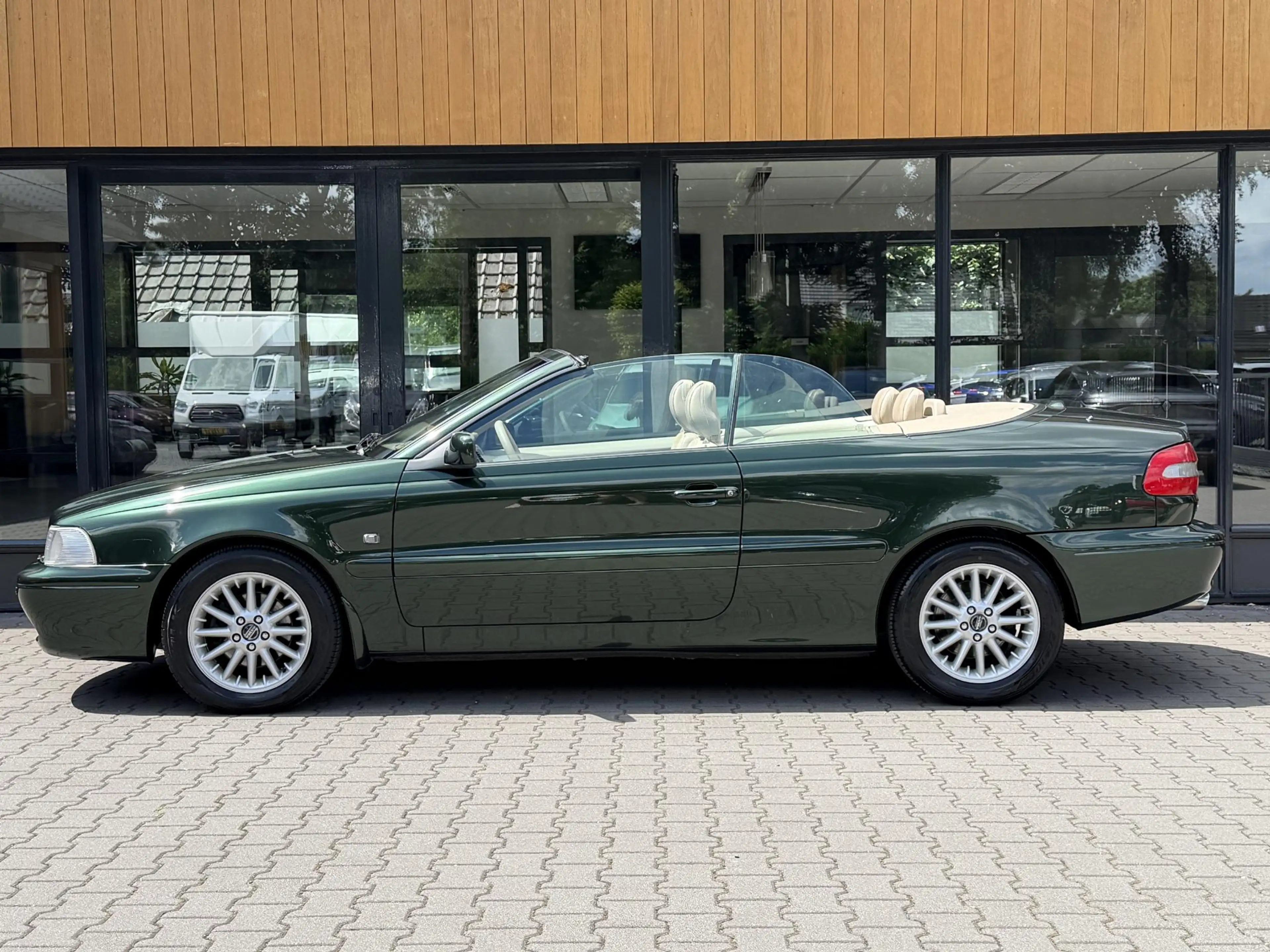 Volvo C70 Convertible 2.4 T NL Auto 144000km!! Youngtimer ne — photo 10