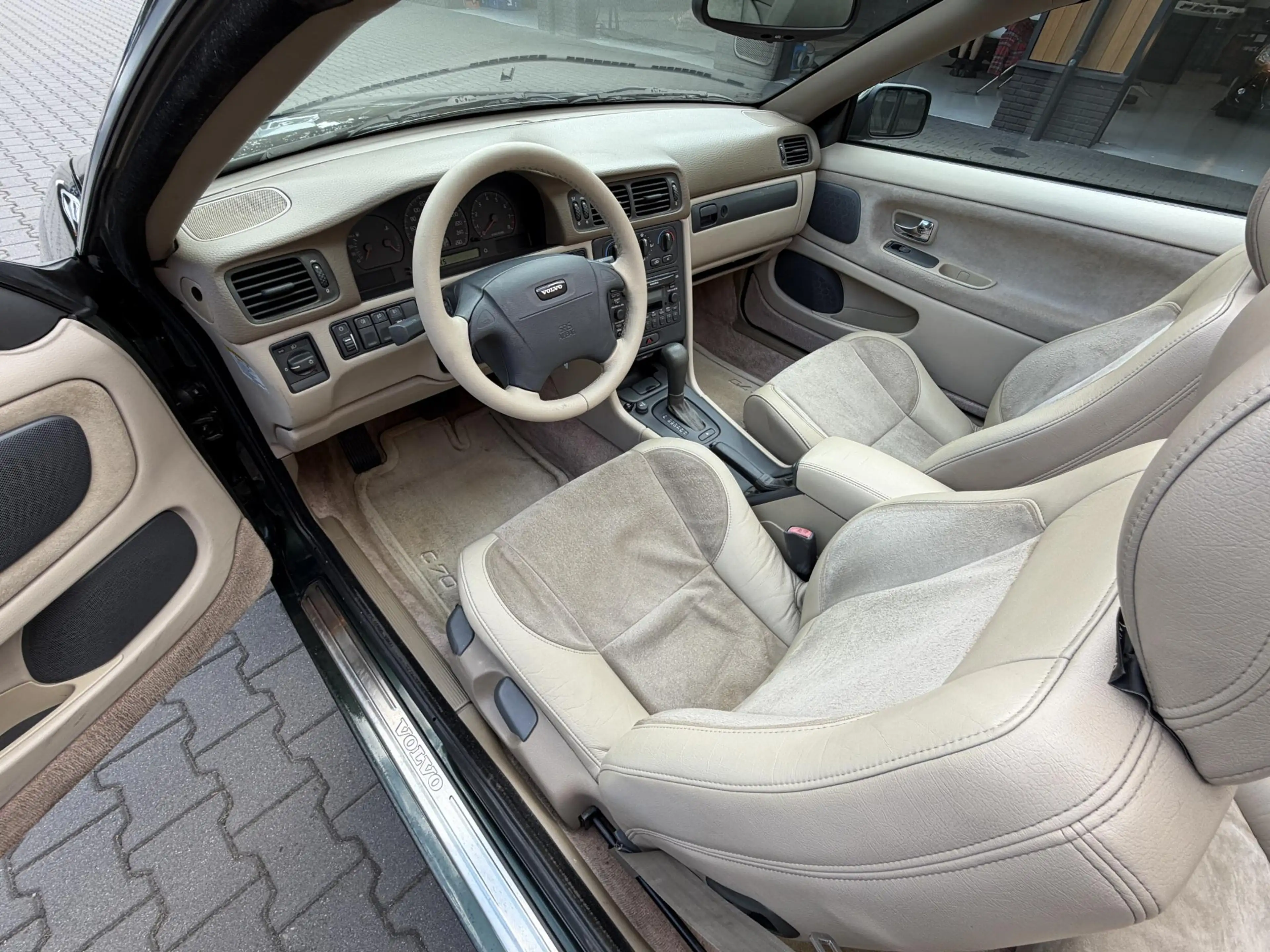 Volvo C70 Convertible 2.4 T NL Auto 144000km!! Youngtimer ne — photo 6