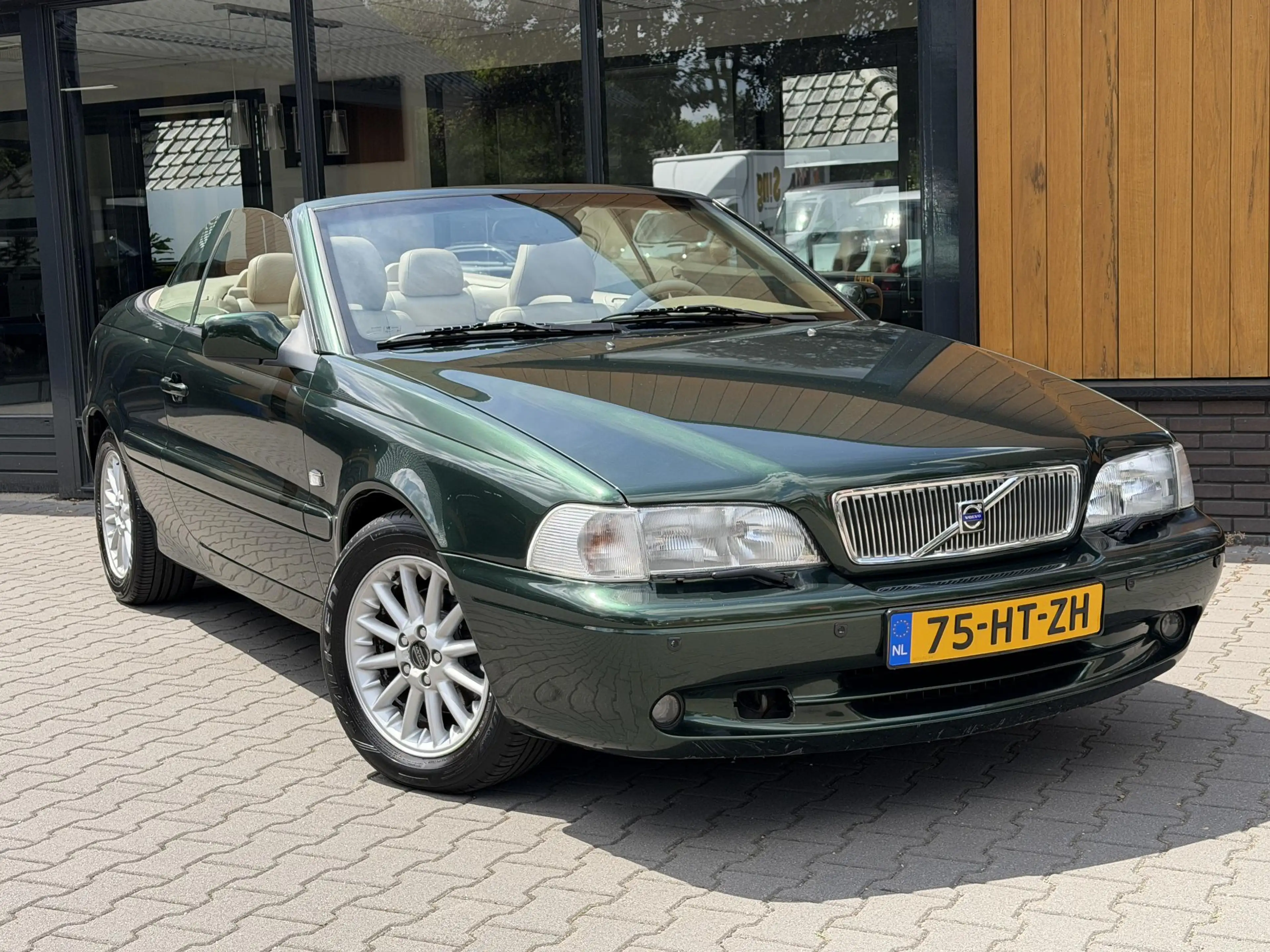 Volvo C70 Convertible 2.4 T NL Auto 144000km!! Youngtimer ne — photo 8