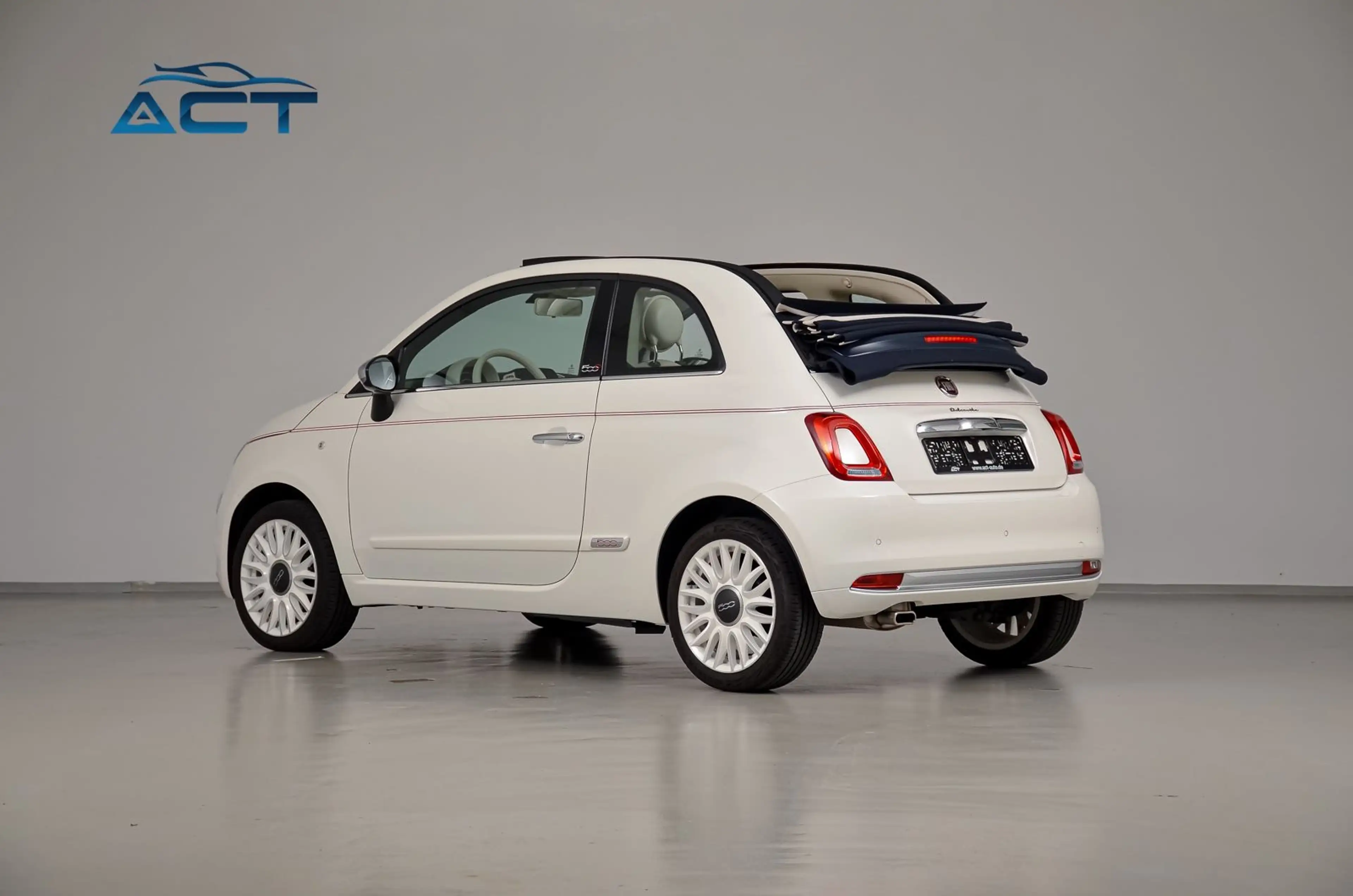 Fiat 500C 1.2 8V Dolcevita BI-XENON NAVI DAB+ CARPLAY — photo 9