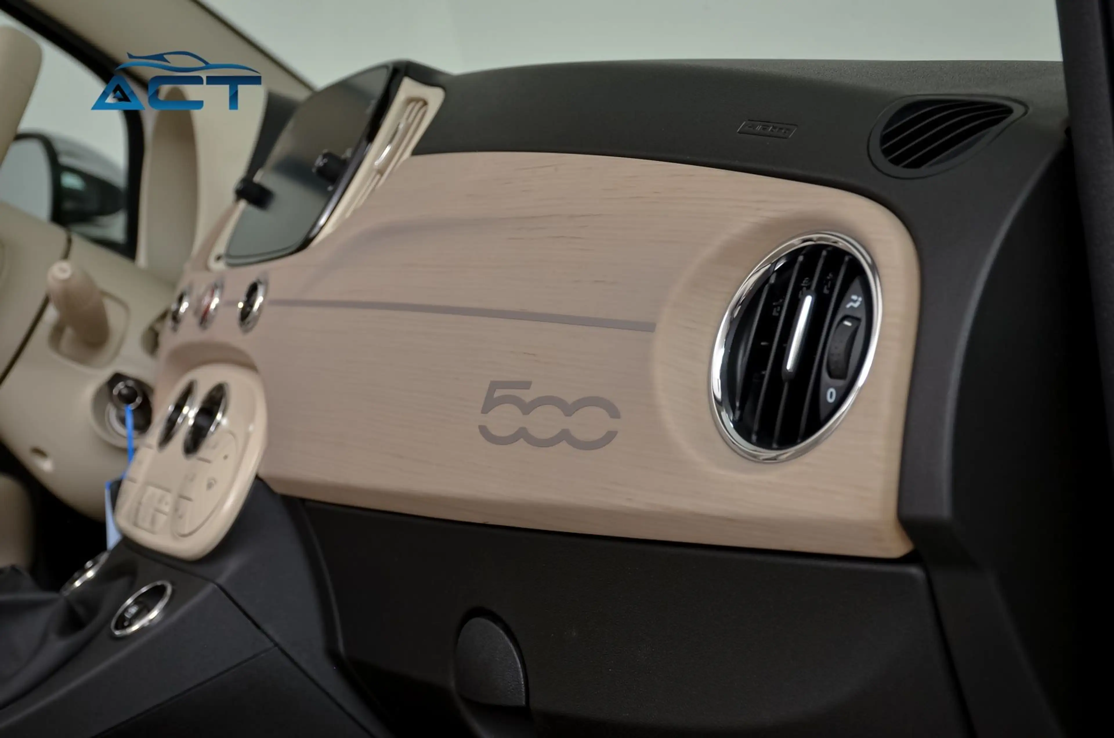 Fiat 500C 1.2 8V Dolcevita BI-XENON NAVI DAB+ CARPLAY — photo 12