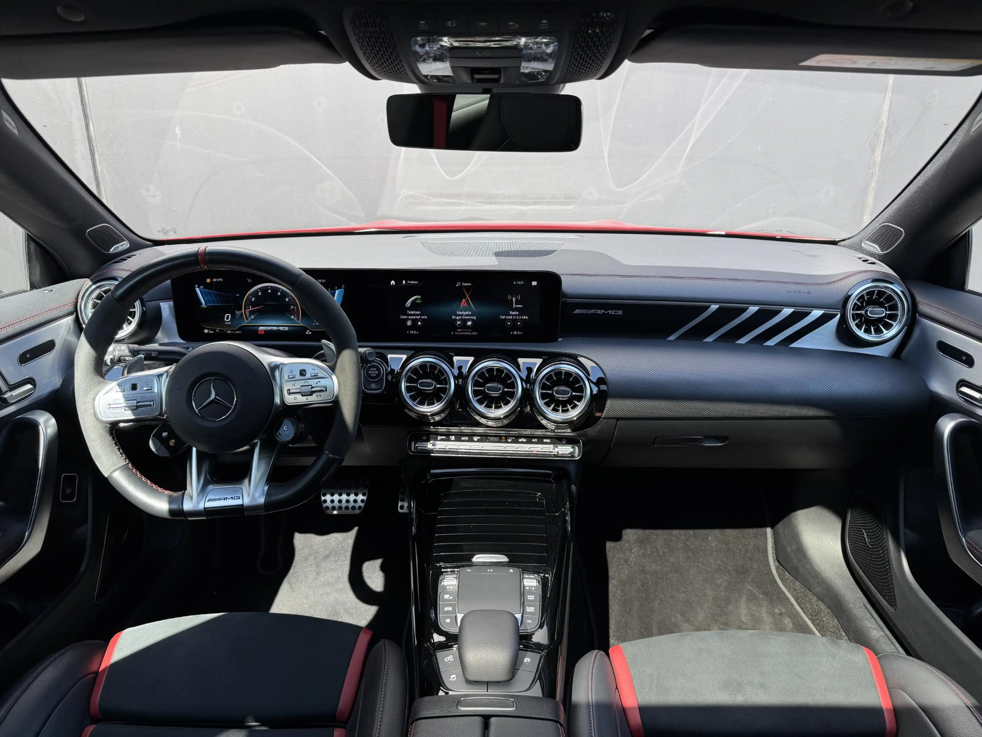 Mercedes-Benz CLA 45 AMG S 4MATIC+ Shooting Brake + MULTIBEAM + PANO + TREK — photo 15