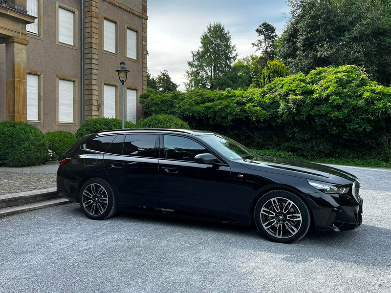 BMW 540 d T xDrive M Sport Bowers & Wilkins — photo 5