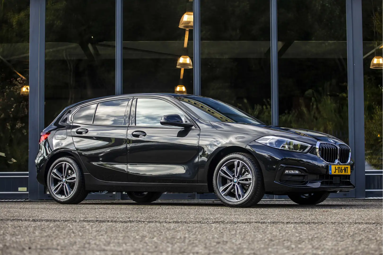 BMW 118 1-serie 118i Executive Edition Nero - 1