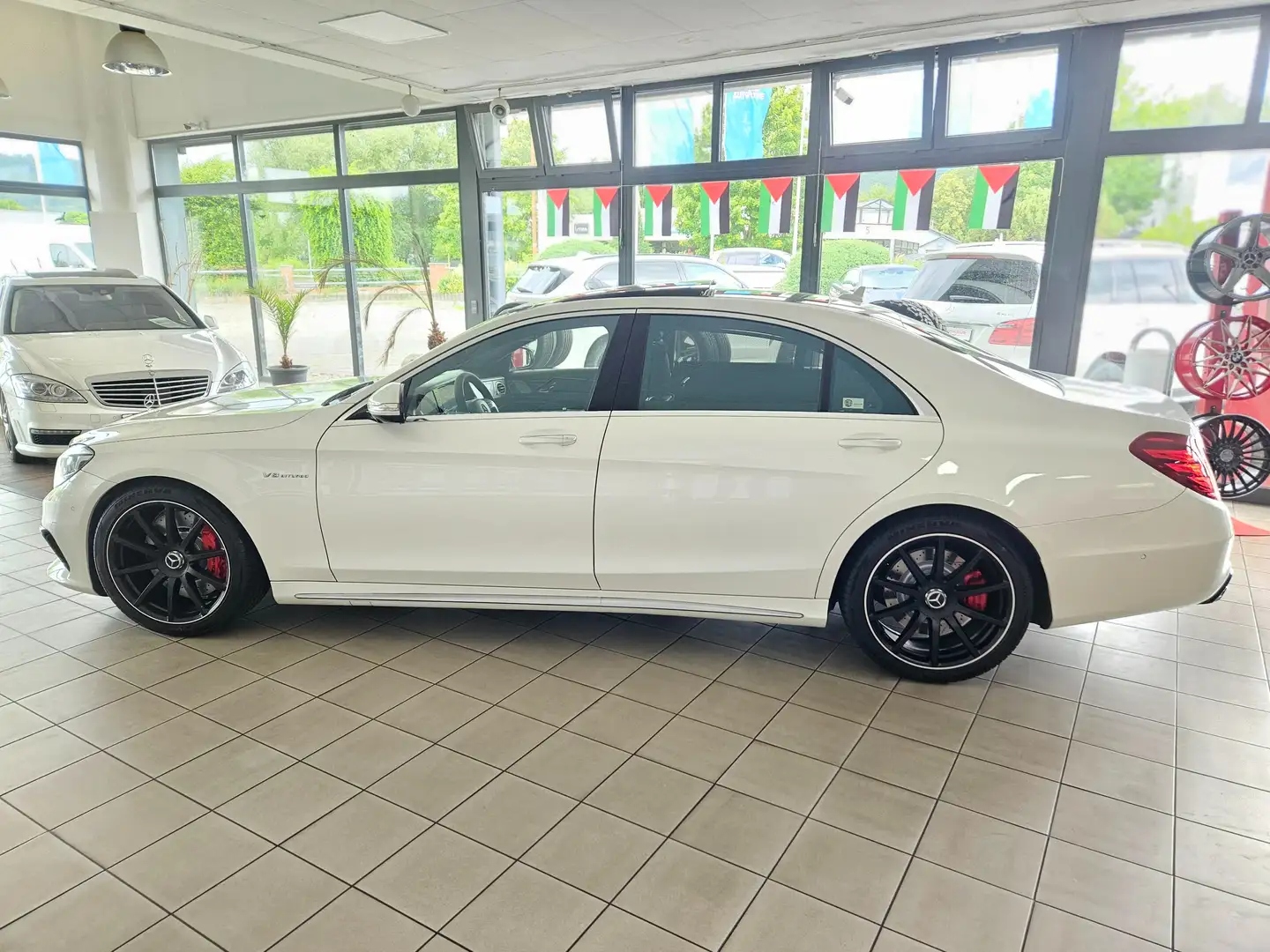 Mercedes-Benz S 63 AMG 4Matic L Chauffeur Paket *1.Hd,TV-Fond,Scheckheft* Blanc - 2