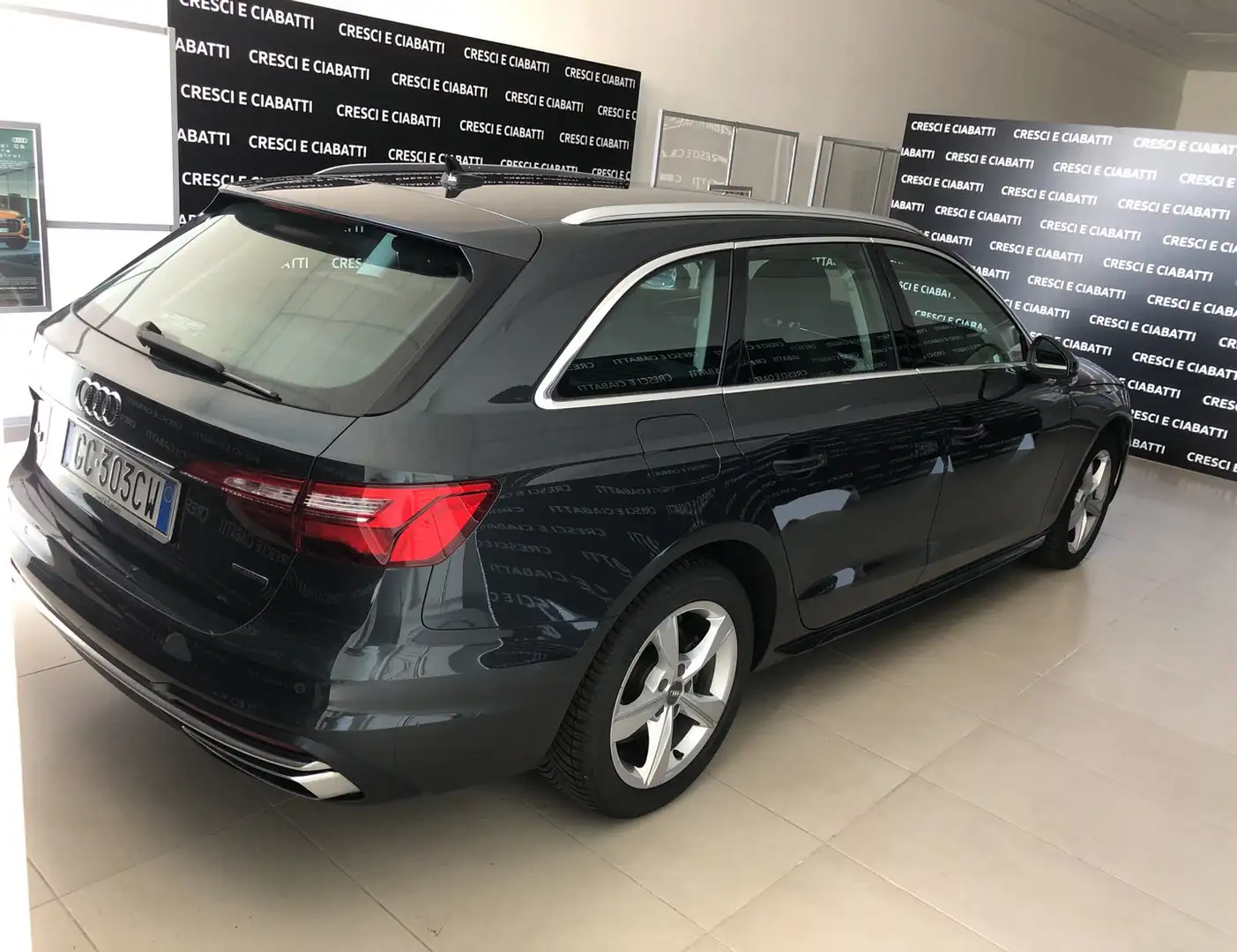 Audi A4 40 TDI quattro S tronic Business Advanced Grigio - 2