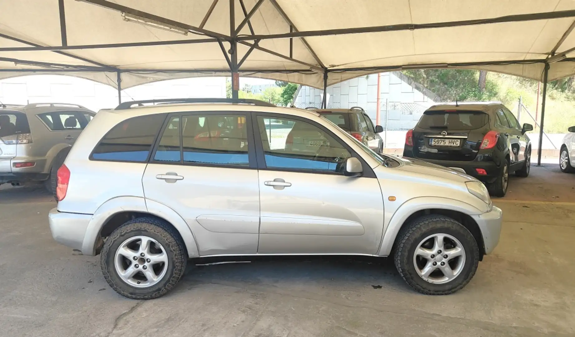 Toyota RAV 4 2.0 Sol Silver - 2