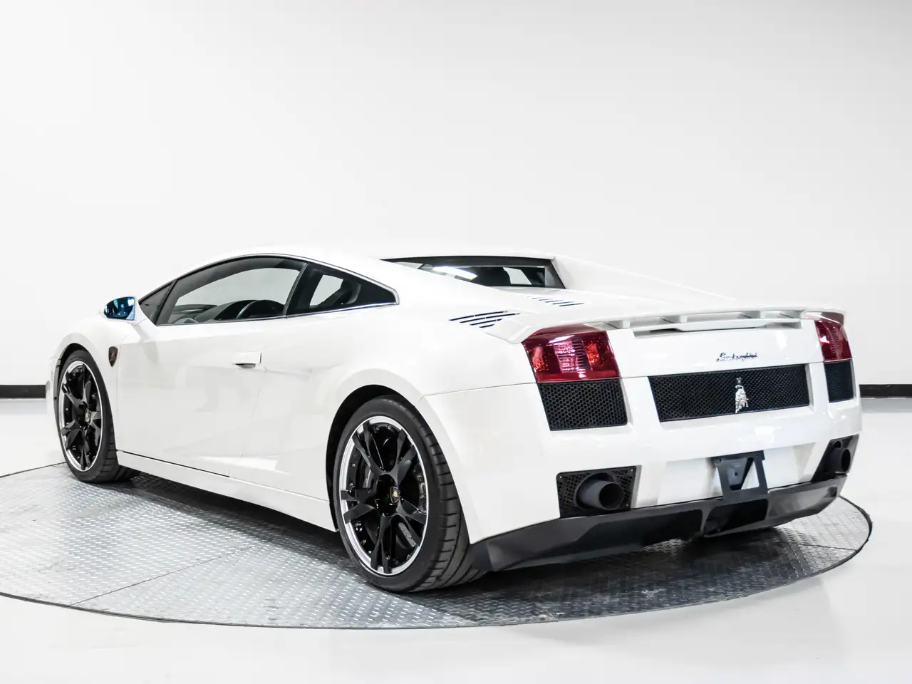 Lamborghini Gallardo снимка Lamborghini Gallardo