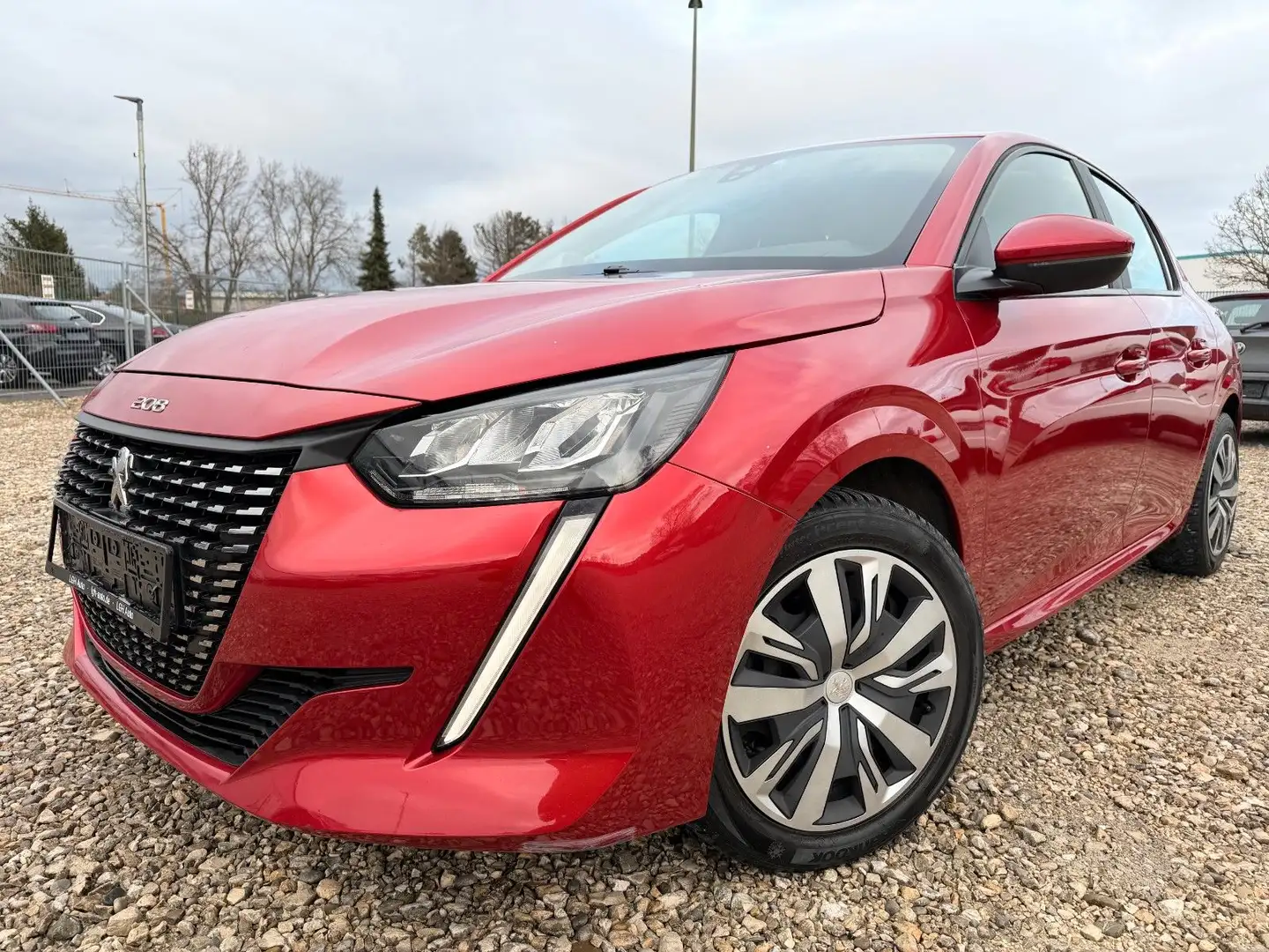 Peugeot 208 | neu Zahnriemen | neu TÜV Rot - 1