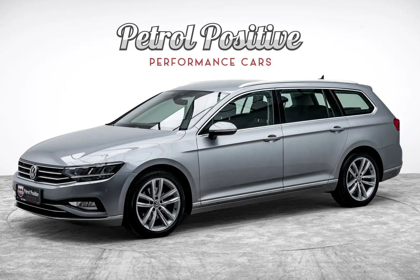 Volkswagen Passat Variant Elegance 1,5 TSI DSG Kamera*Frontscheibenheizung* Silber - 1