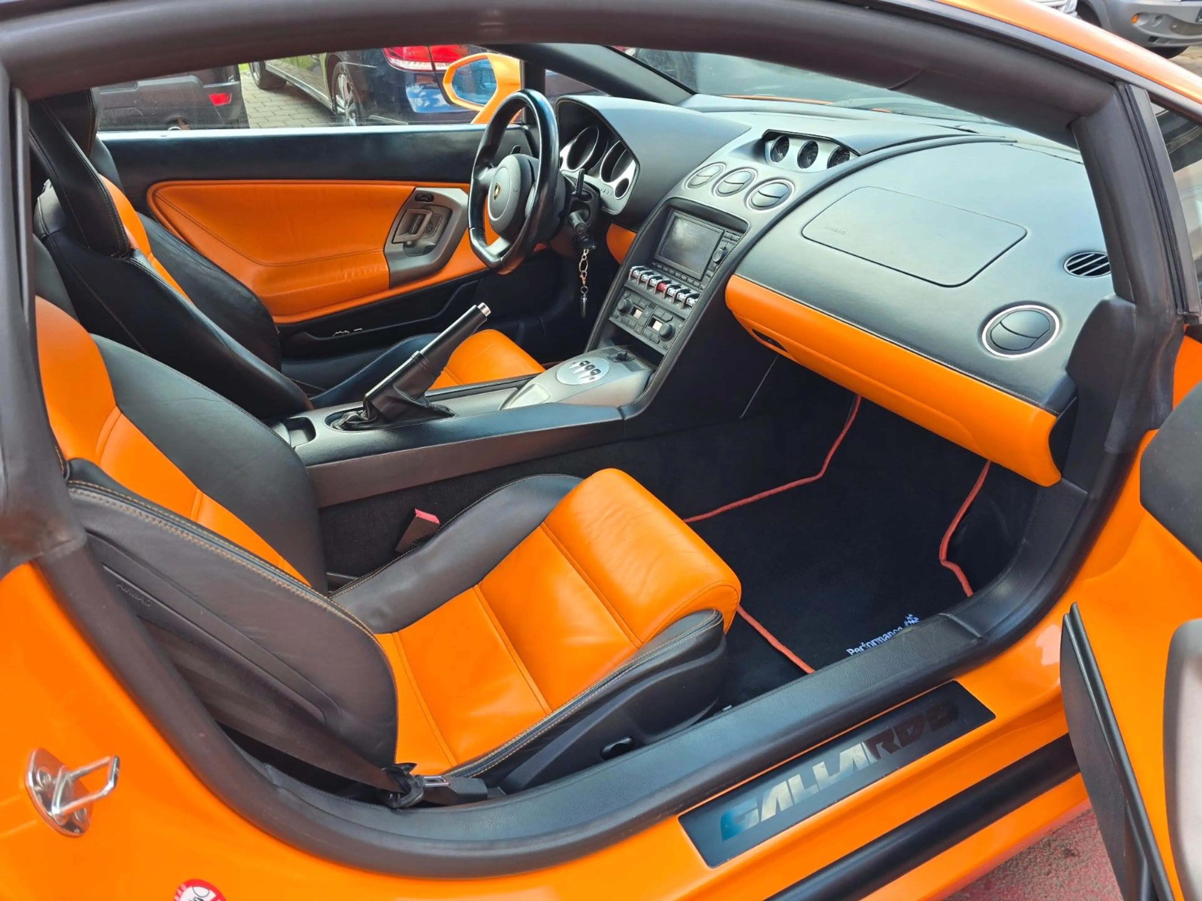 Lamborghini Gallardo LP550-2 — photo 13