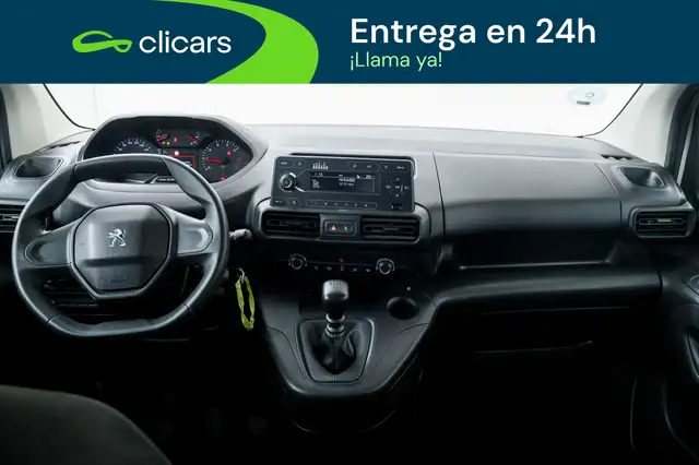 Peugeot Rifter view 13