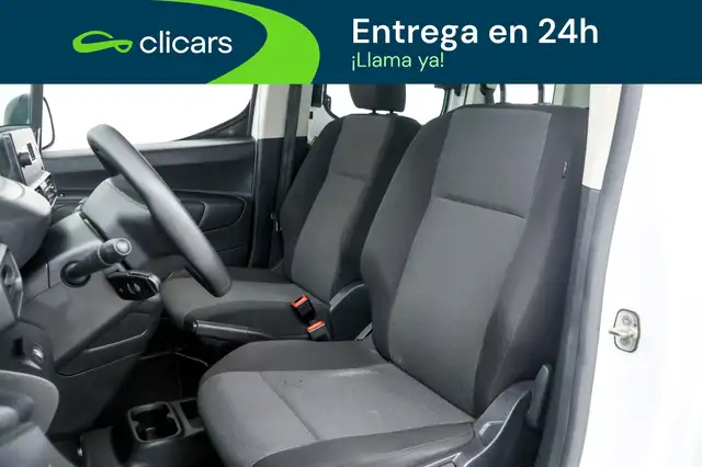 Peugeot Rifter view 14