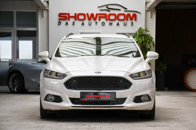 Ford Mondeo view 5