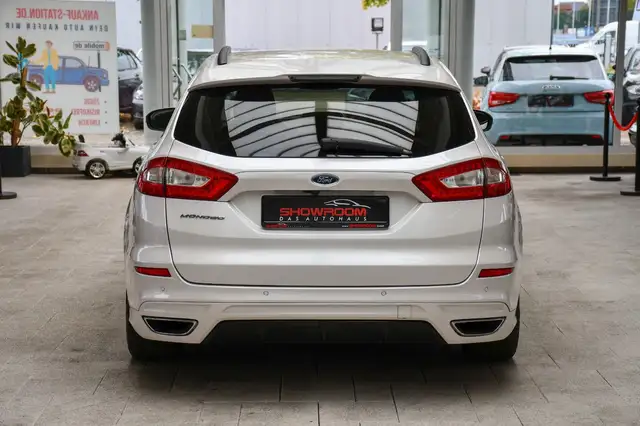 Ford Mondeo view 6