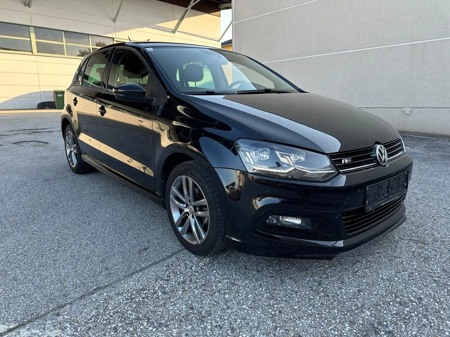 Volkswagen Polo R-Line * LED * PDC * MFL * Alarmanlage Schwarz - 2