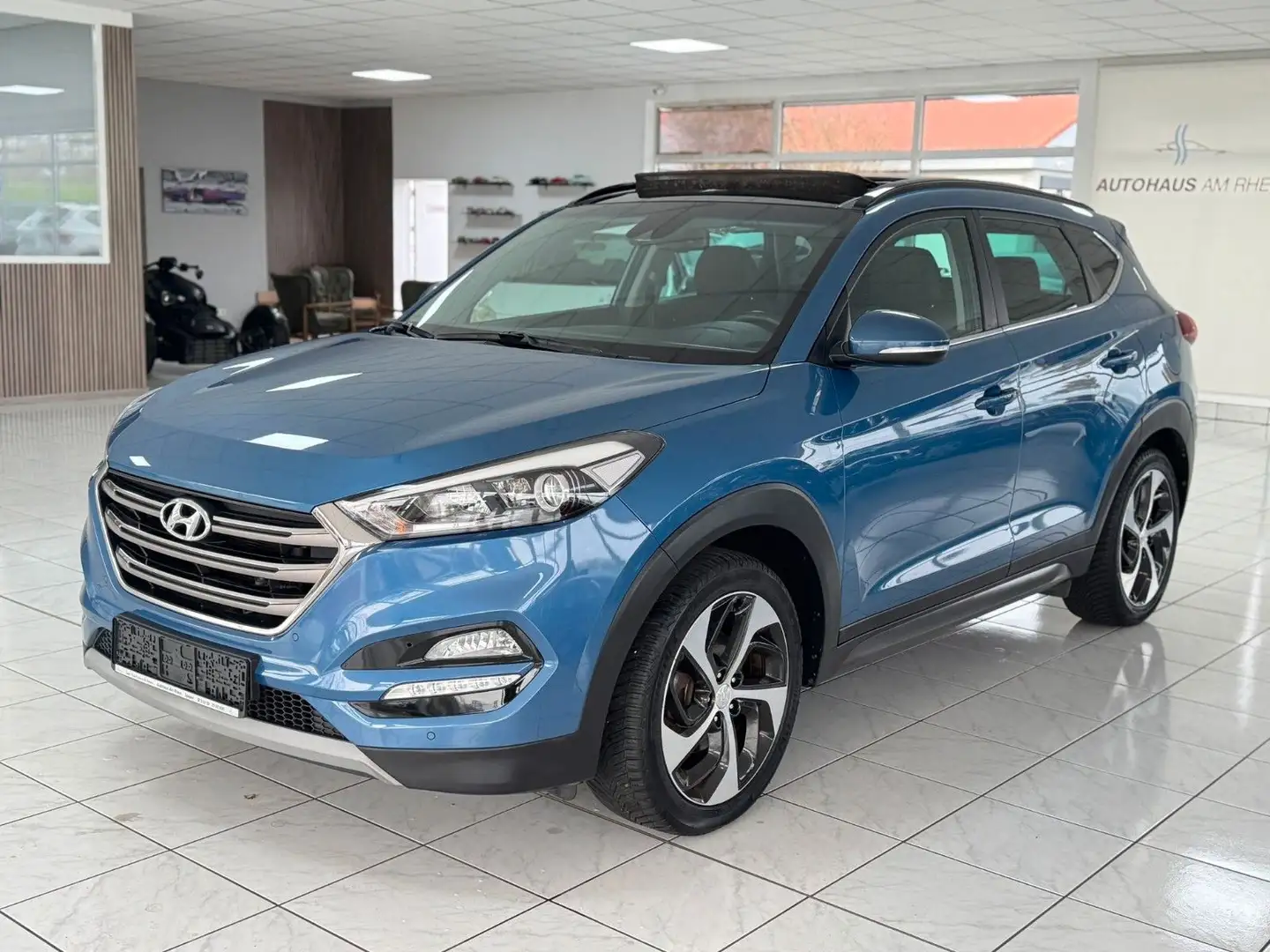 Hyundai TUCSON Style 4WD+Navi+Kamera+SpurAss+Pano+AHK Bleu - 2