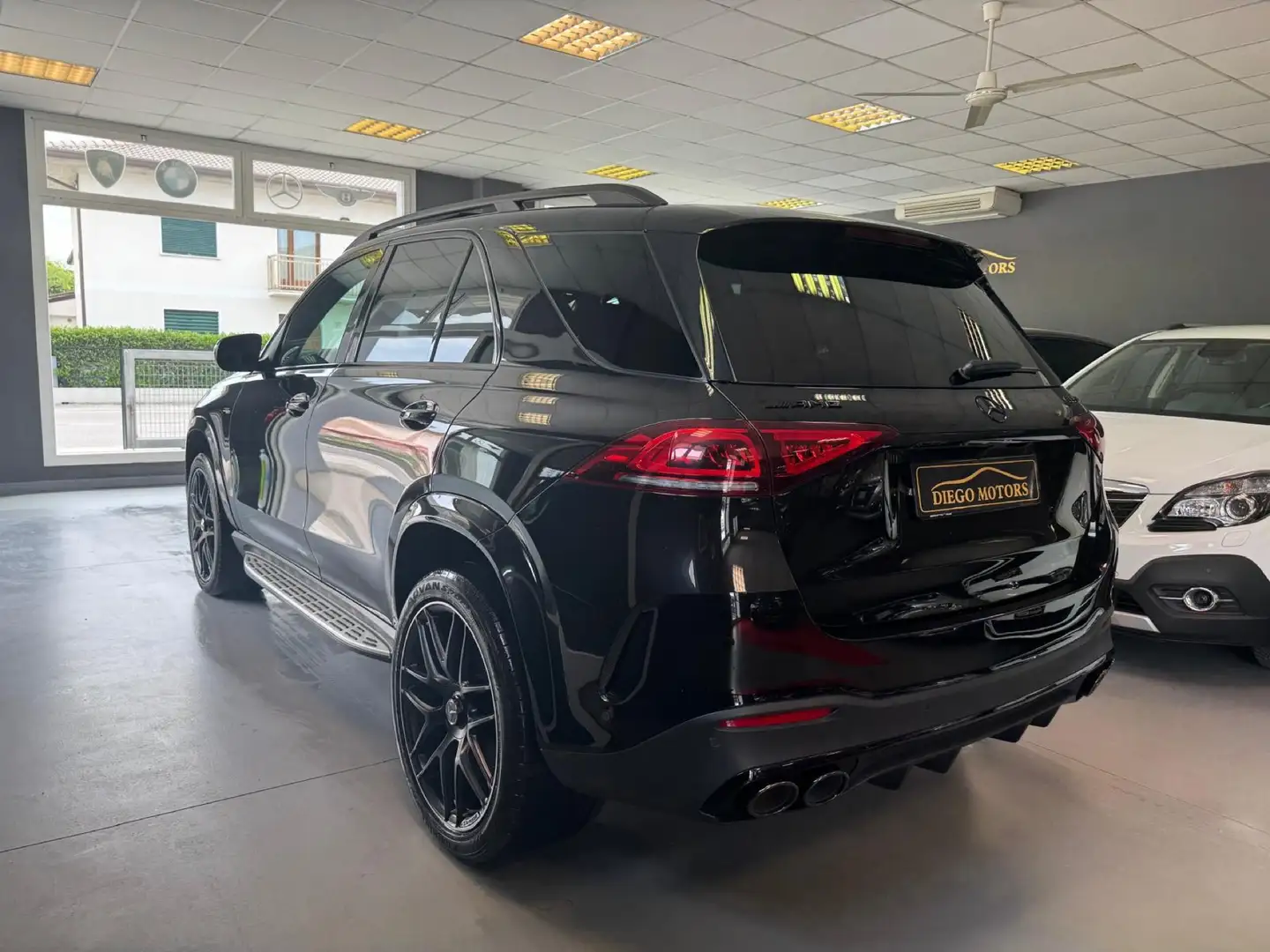 Mercedes-Benz GLE 53 AMG mhev (eq-boost) 4matic+ auto Nero - 2