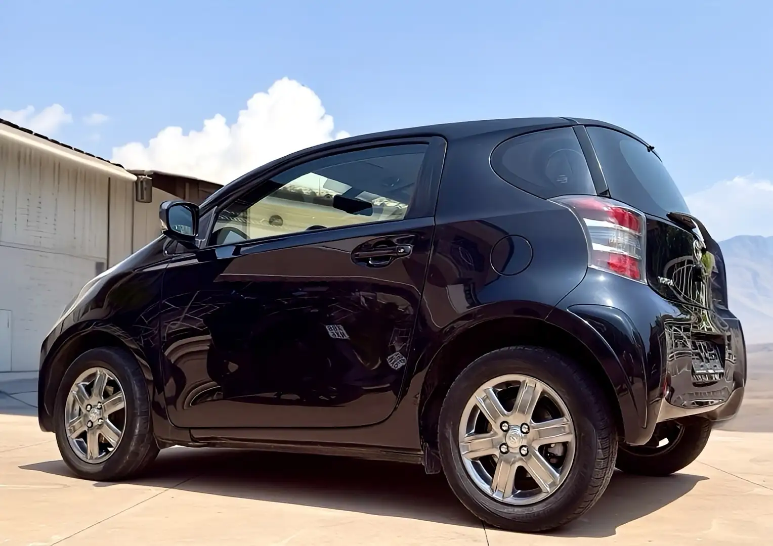 Toyota iQ 1.3 Executive s&s 6m - 2