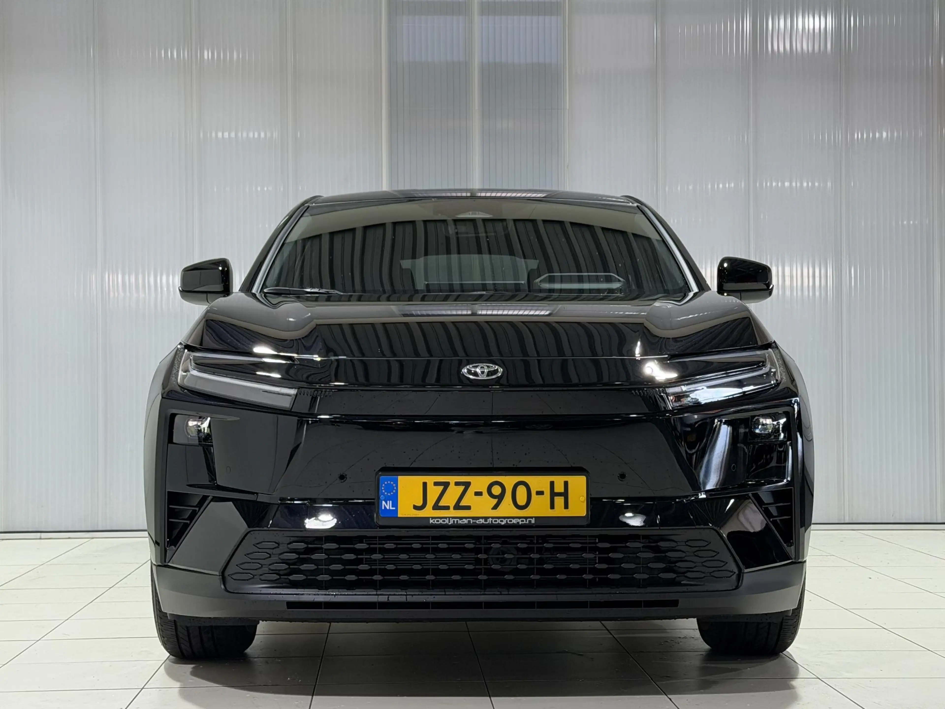 Toyota C-HR+ First Edition 77 kWh — photo 3