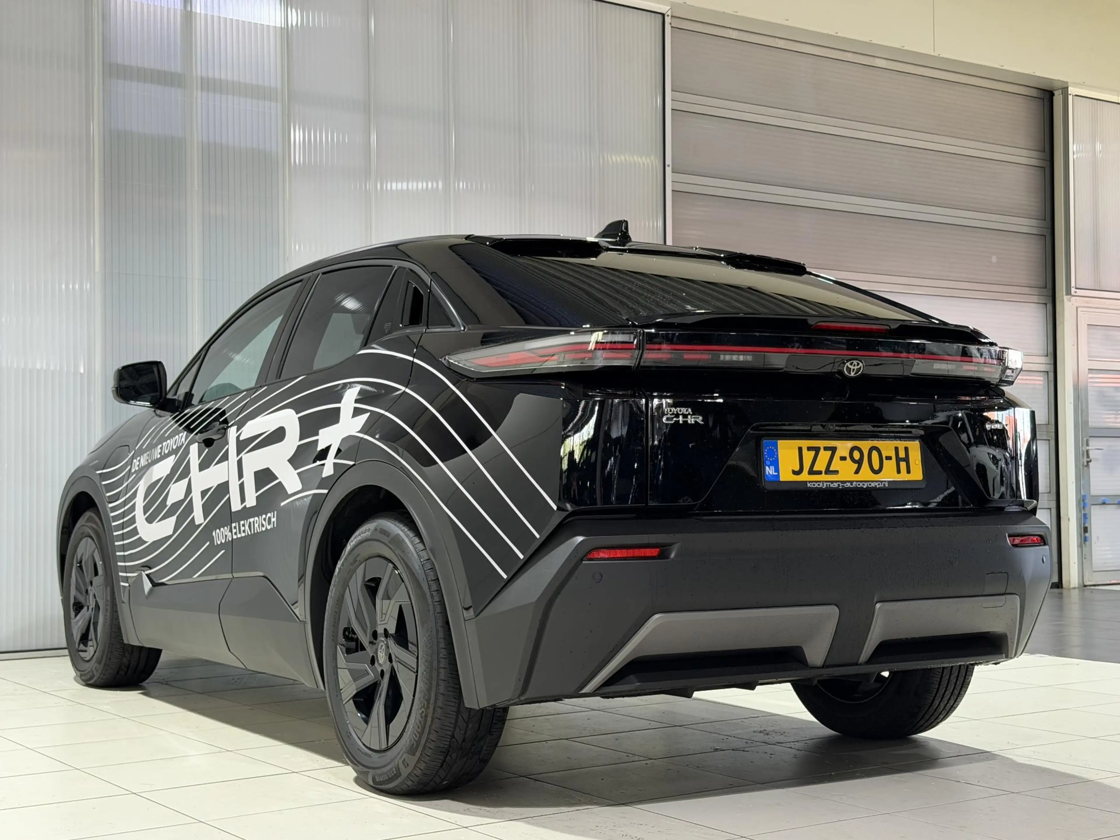 Toyota C-HR+ First Edition 77 kWh — photo 8