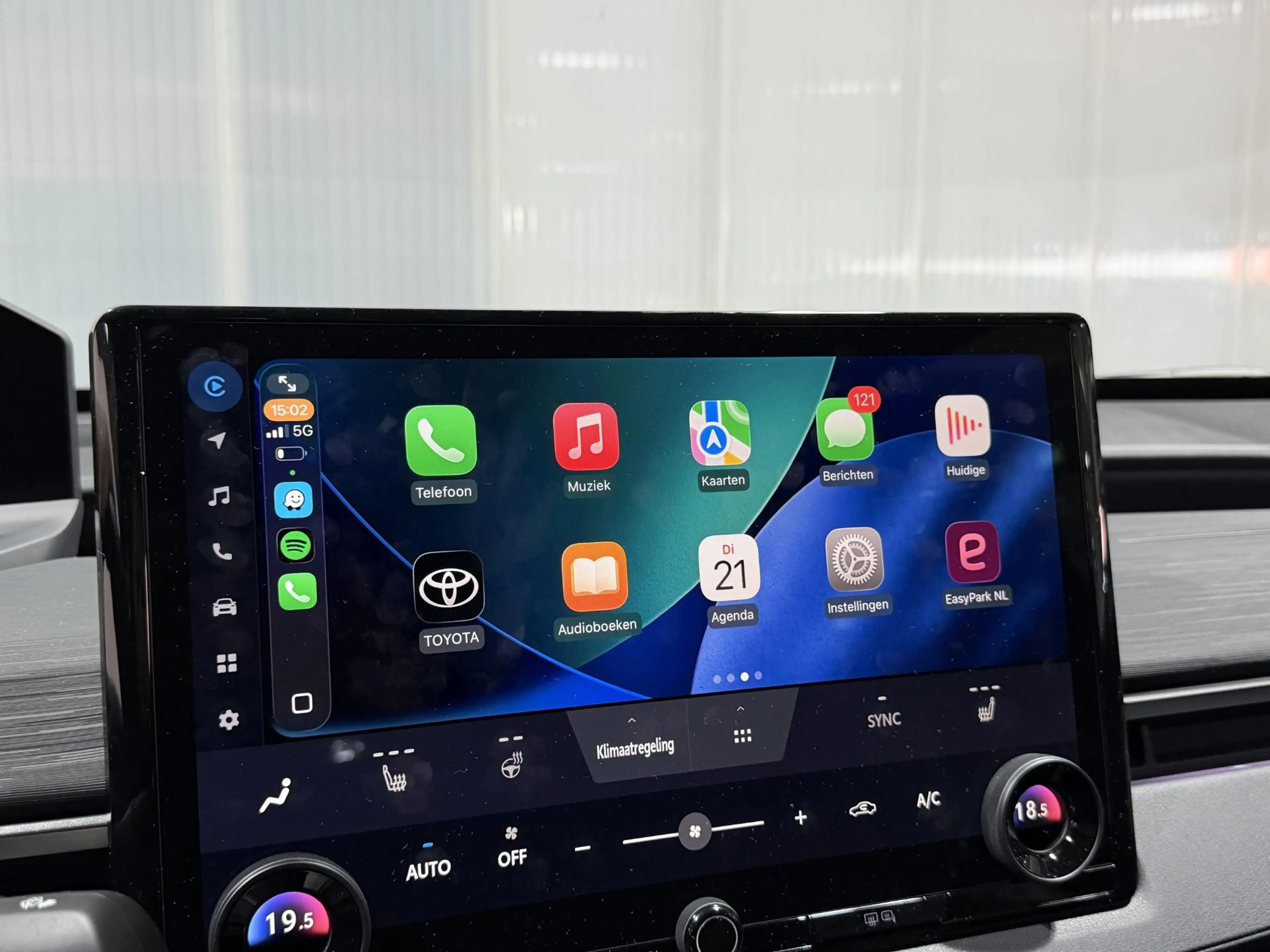 Toyota C-HR+ First Edition 77 kWh — photo 10