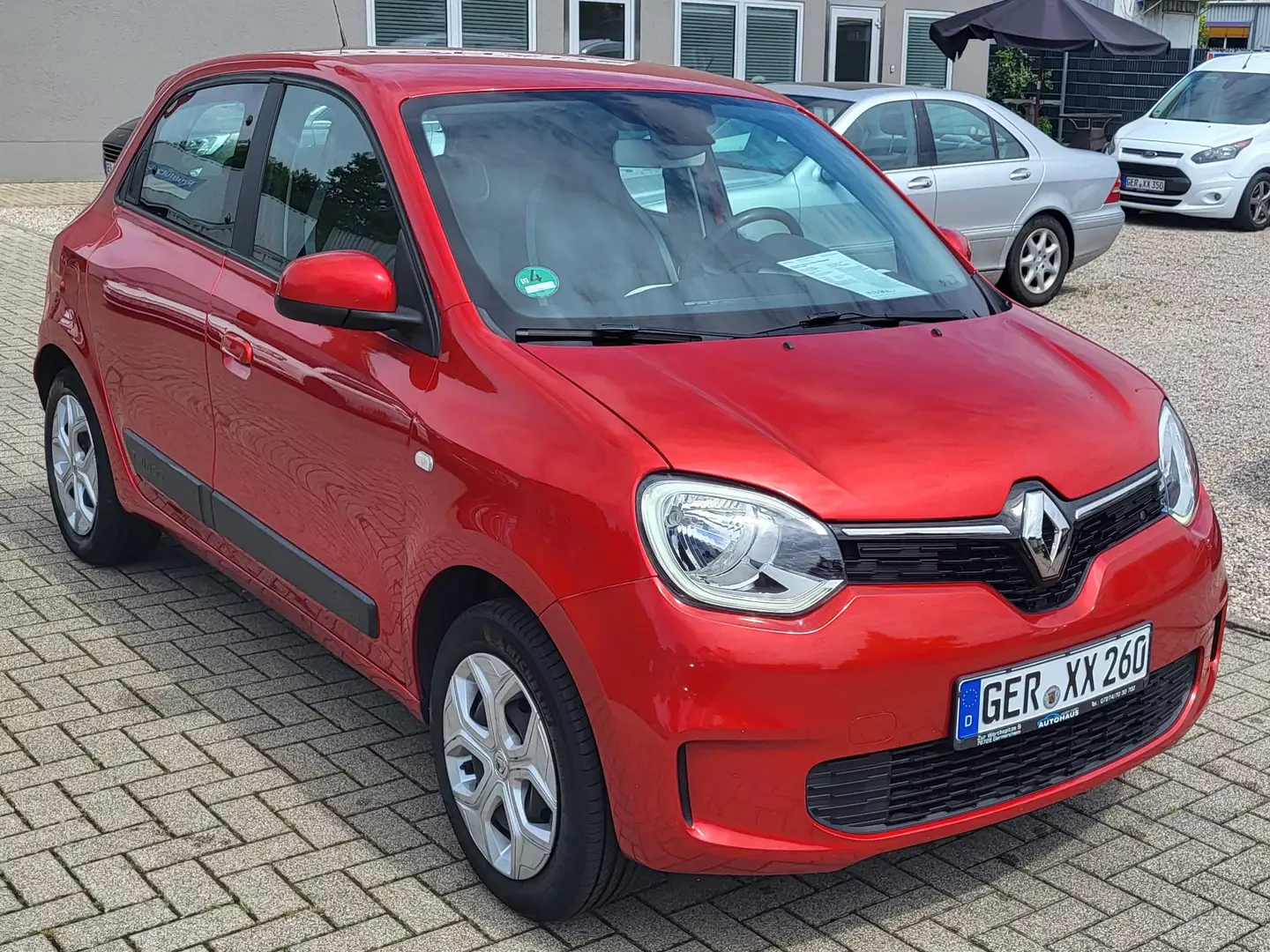 Renault Twingo Limited Bluetooth USB KLIMA Ganzjahresreifen Rot - 1