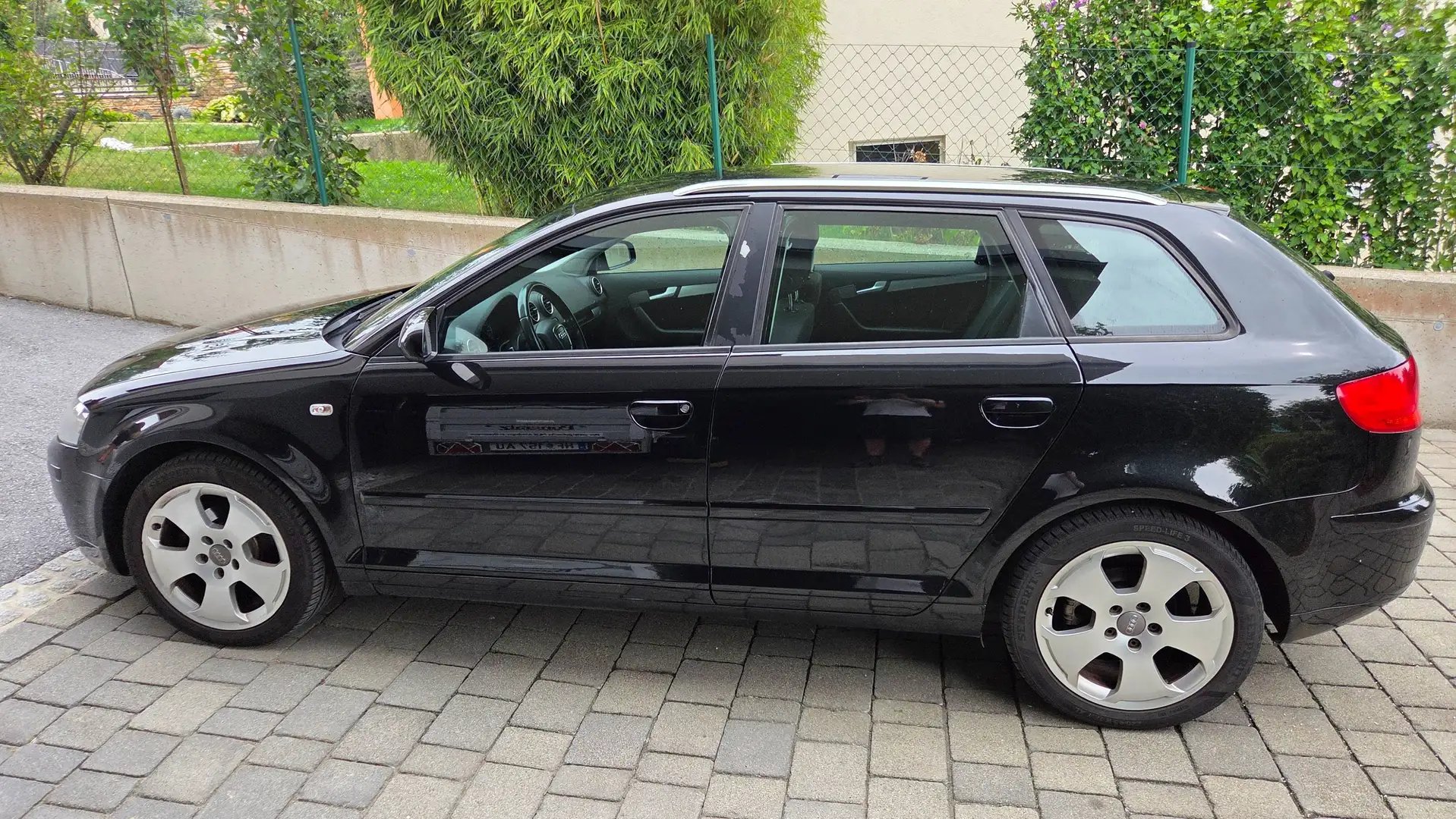 Audi A3 A3 SB Ambition 1,9 TDI Ambition Schwarz - 2