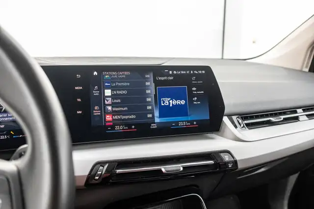 BMW 2 Series view 10