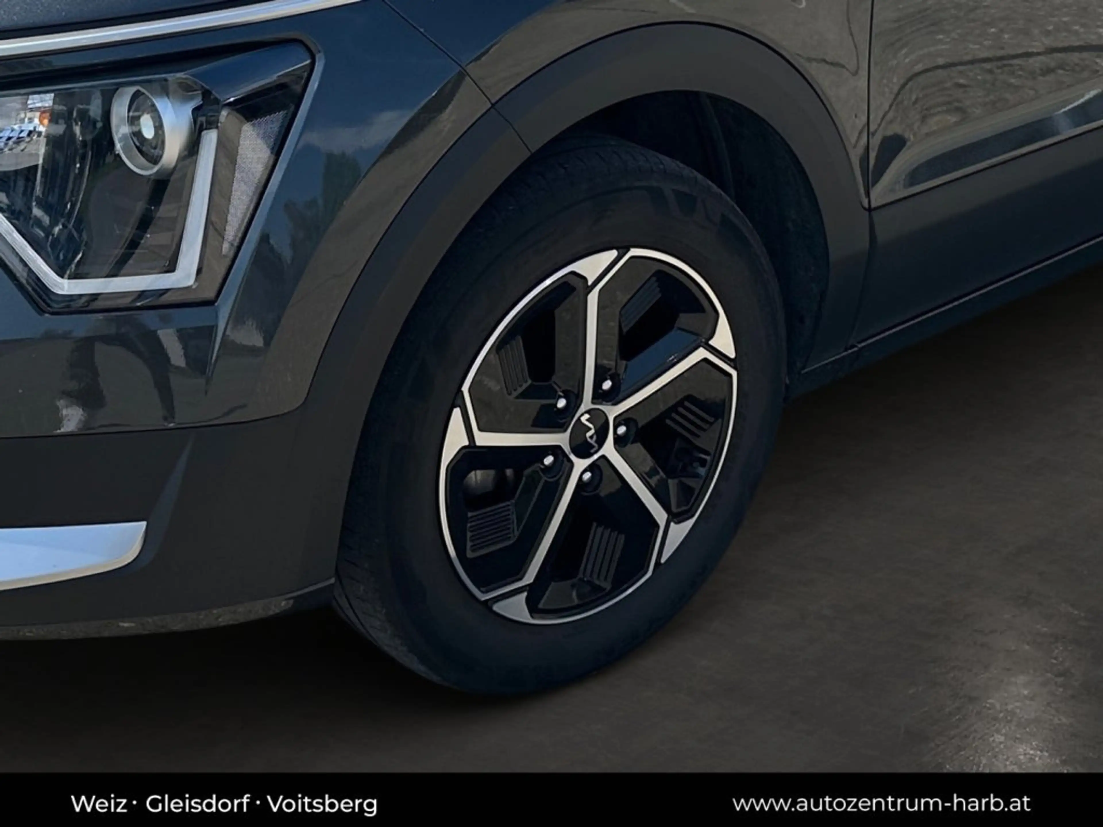 Kia Niro HEV/TITAN/1.6 GDI/DCT6/141 — photo 12