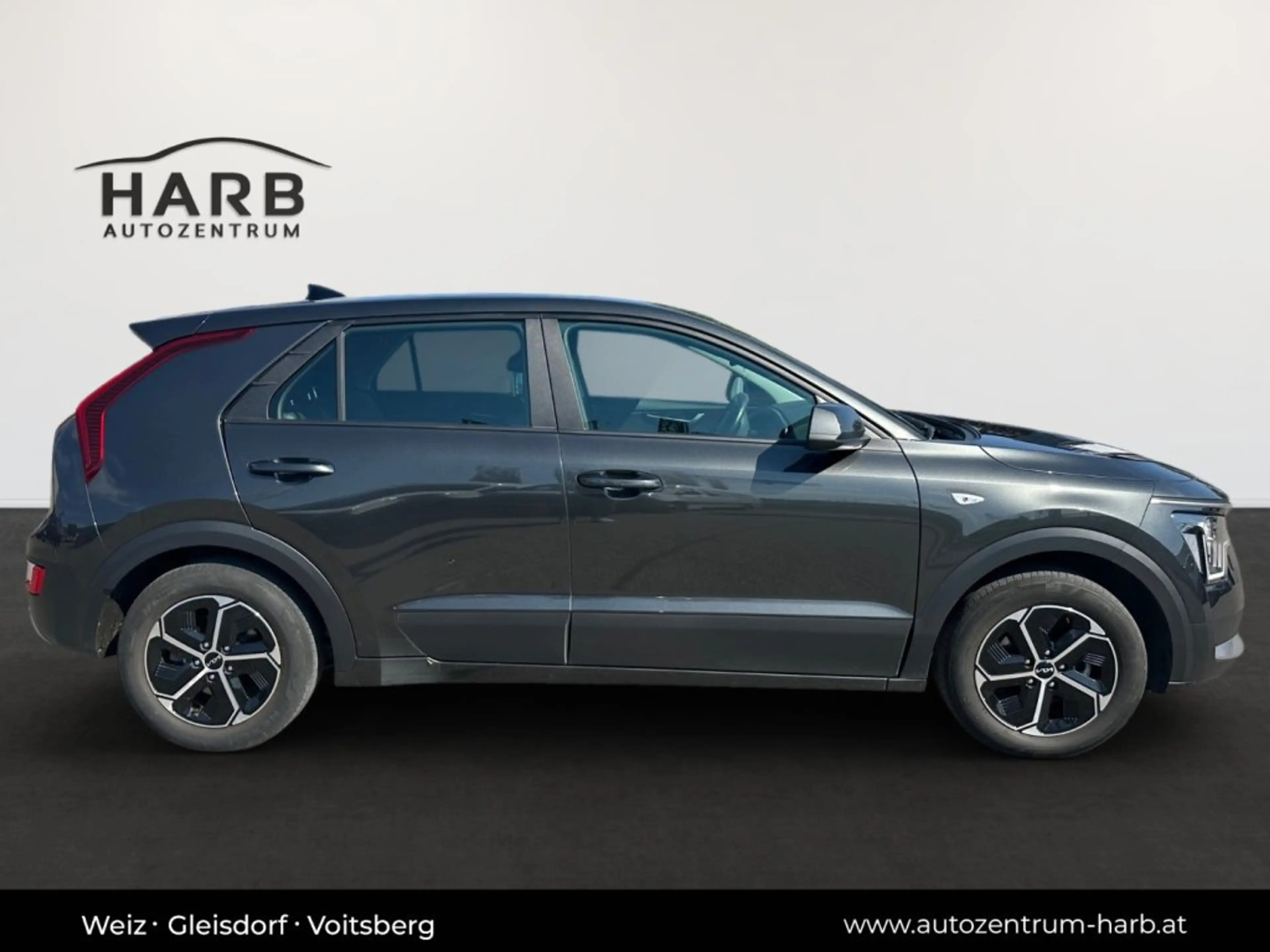 Kia Niro HEV/TITAN/1.6 GDI/DCT6/141 — photo 10