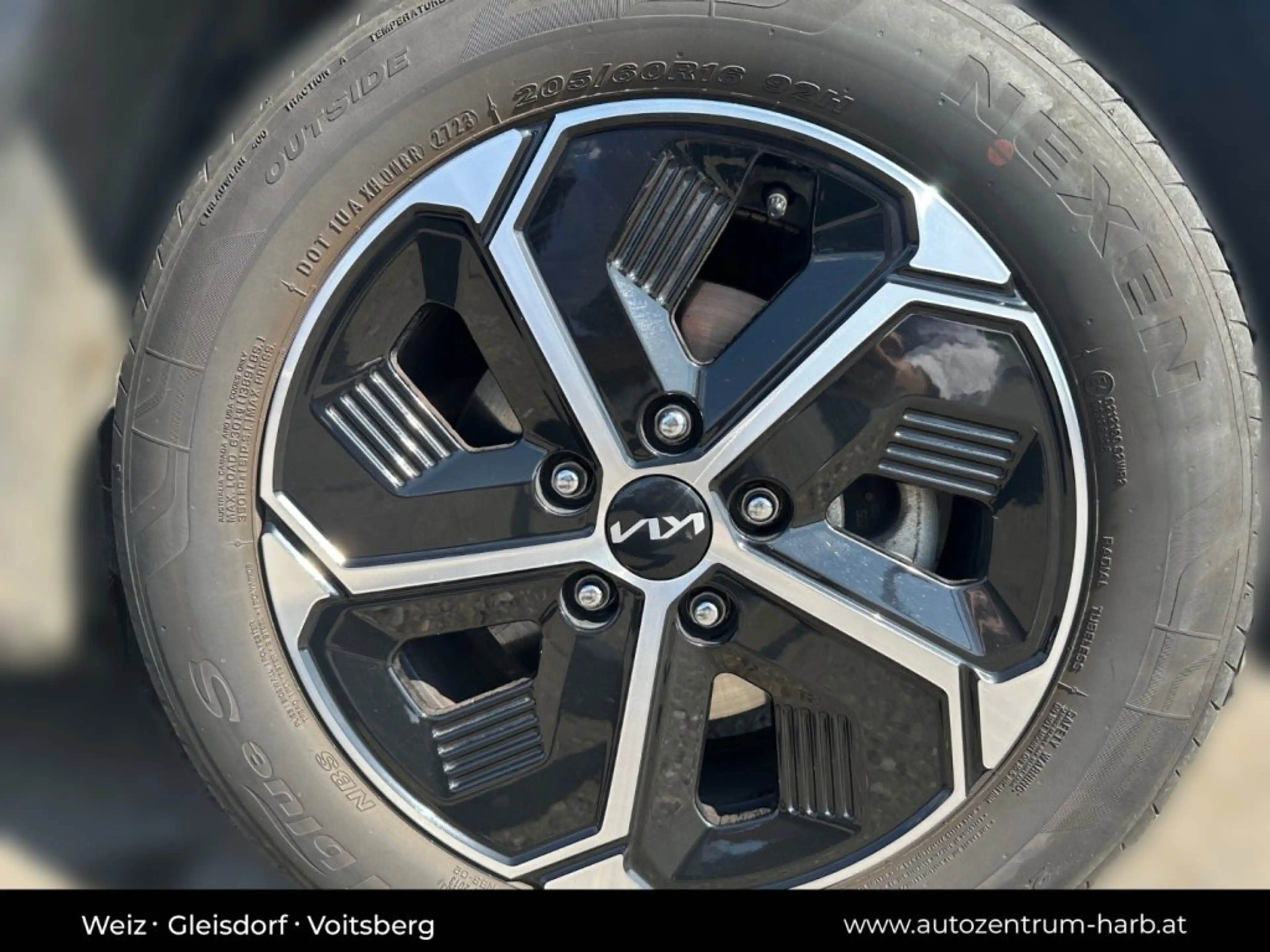 Kia Niro HEV/TITAN/1.6 GDI/DCT6/141 — photo 13