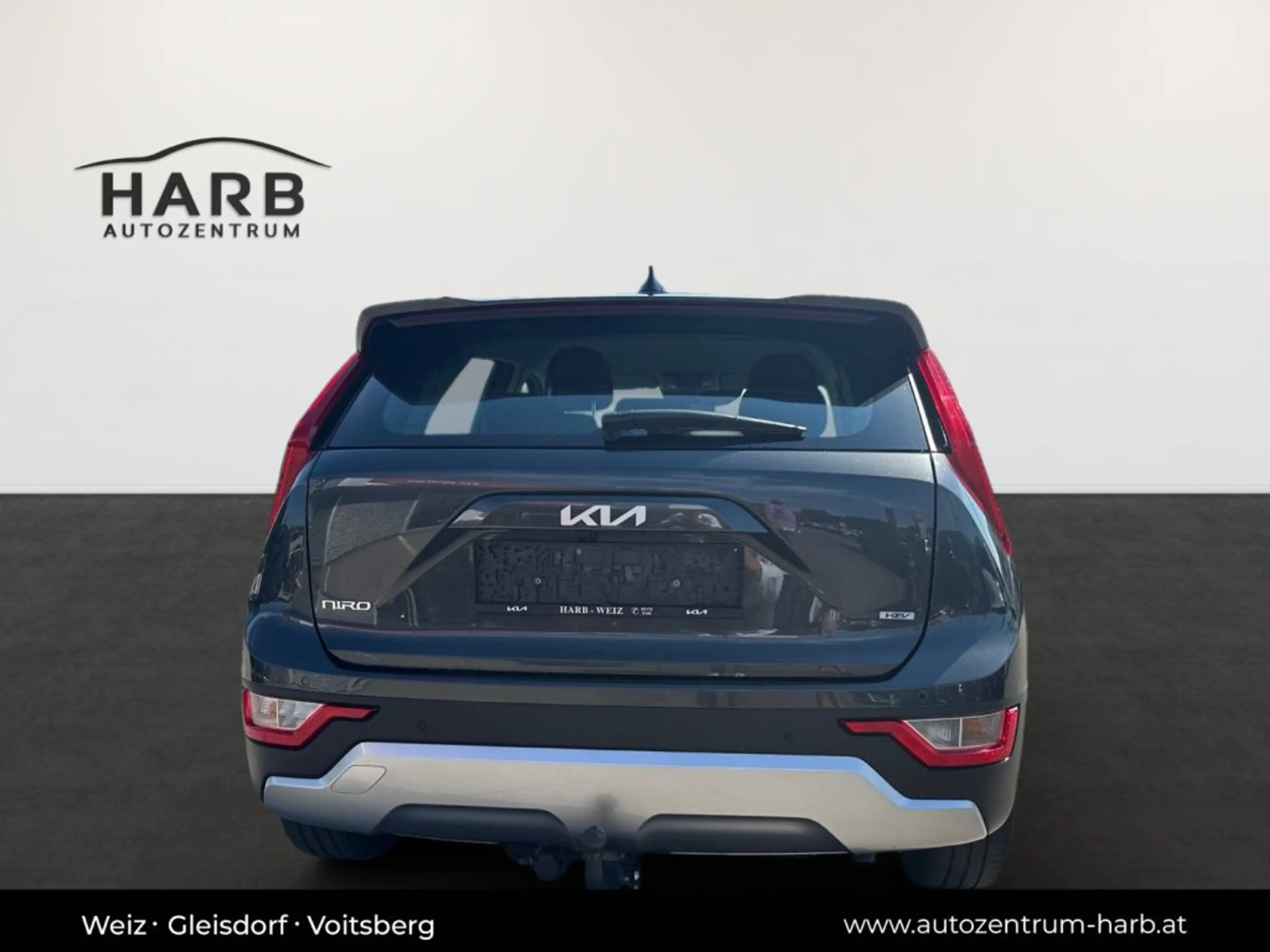 Kia Niro HEV/TITAN/1.6 GDI/DCT6/141 — photo 8