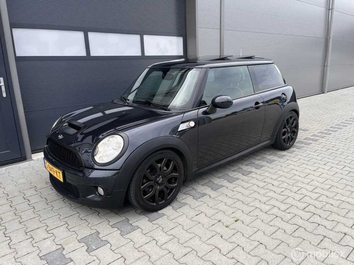 MINI Cooper S Mini 1.6 Chili PANO|XENON|LEER|CLIMA|STOELVERW Noir - 1