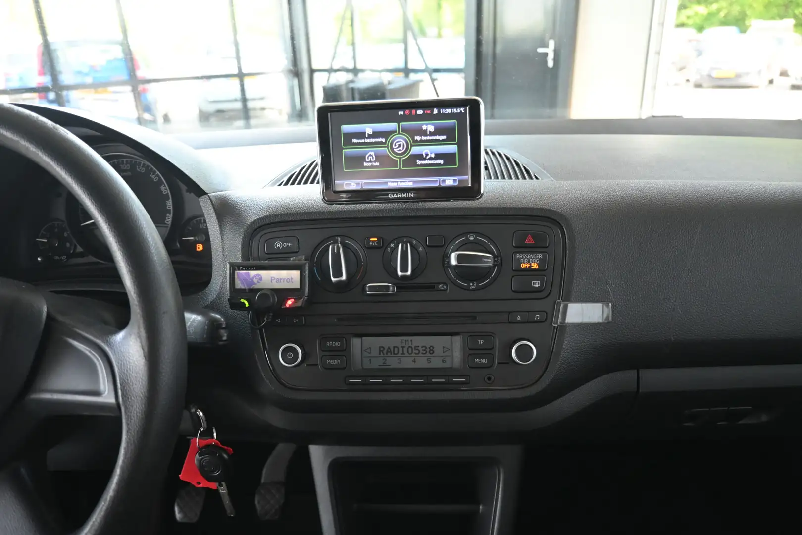 Skoda Citigo 1.0 Greentech Sprint Airco Cruise control Navigati Wit - 2