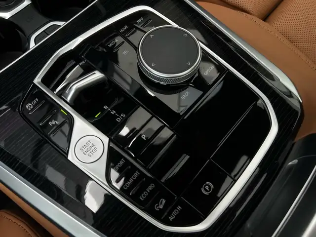 BMW X5 view 13