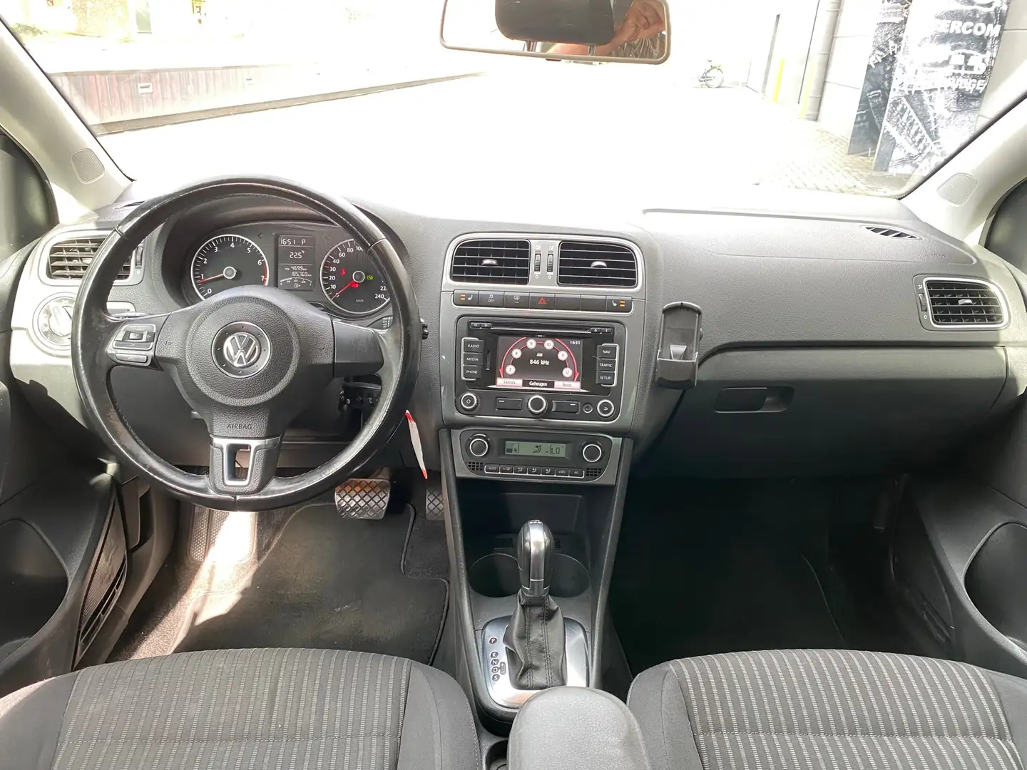 Volkswagen Polo 1.2 TSI Highline/ AUTOMAAT/ 5drs/ nap/ 3e EIG/ dea Schwarz - 2