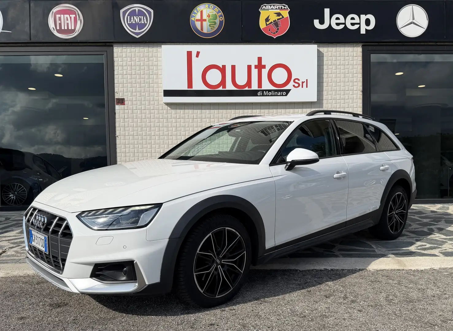 Audi A4 allroad A4 Allroad Quattro 40 2.0 tdi mhev quattro 204cv Blanc - 1