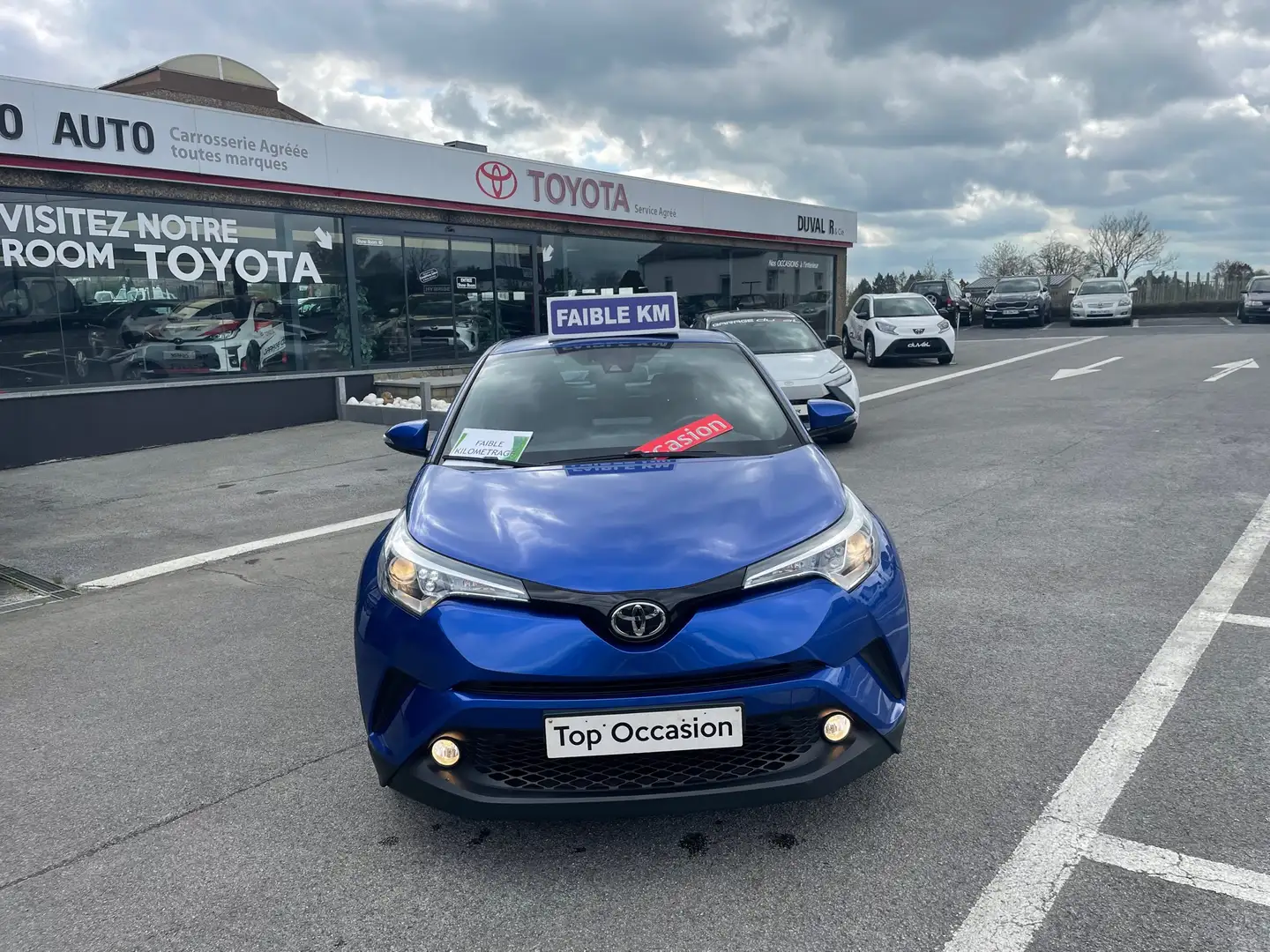 Toyota C-HR 😍ETAT EXCEPTIONNEL✅GAR 2027👍PRET A IMMAT Bleu - 2