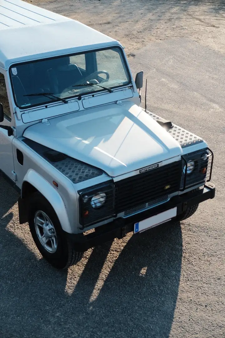 Land Rover Defender Defender+110"+Sta.Wag.+Silver+LE+2,5+Td5+Silver+LE Срібний - 1