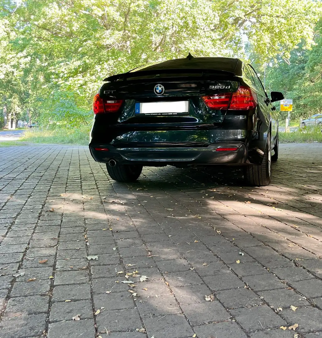 BMW 320 3er GT Diesel 320d GT Sport-Aut. Schwarz - 2
