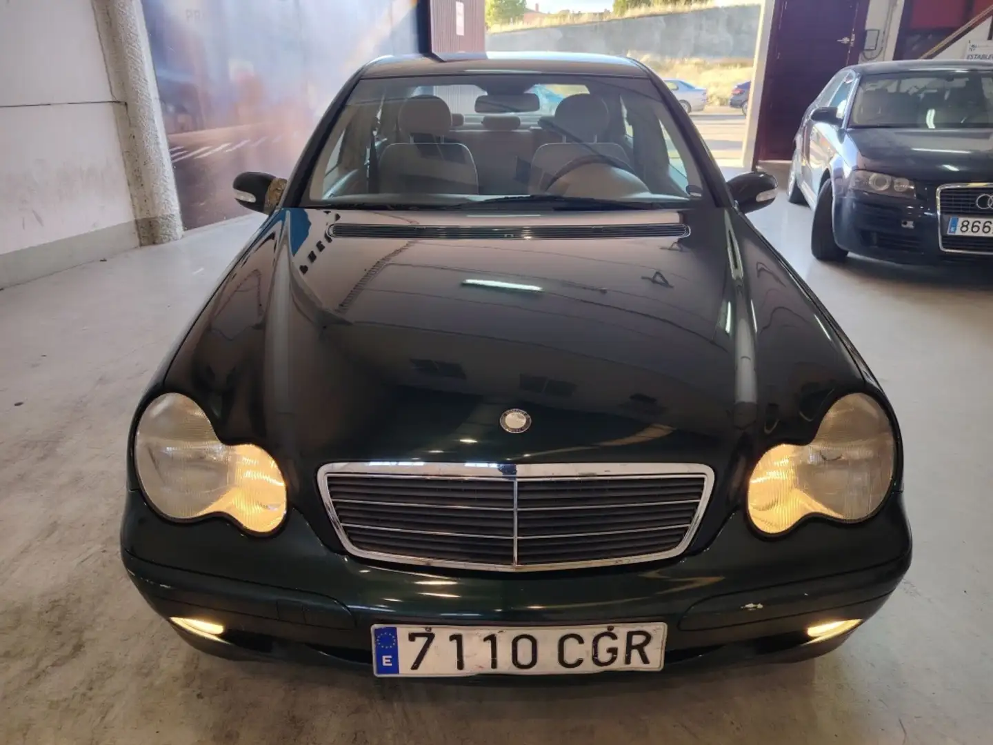 Mercedes-Benz C 270 CDI Classic Vert - 2